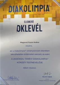 Gimnáziumunk testnevelő tanára a 2023-2024-es tanév legaktívabb testnevelőjeként részesült díjazásban.