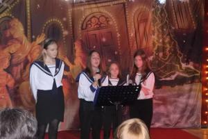 karacsonyi-unnepseg-2023-06