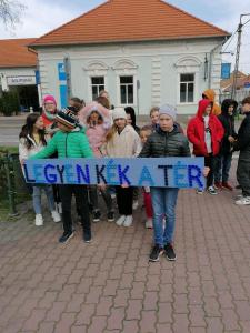 Diákjaink részt vettek a Legyen kék a tér! elnevezésű városi rendezvényen